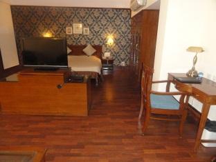 Qutub Residency New Delhi